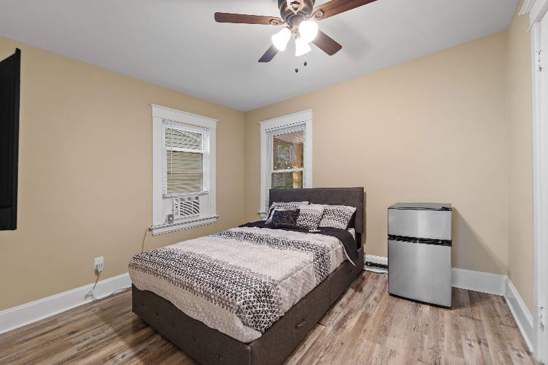 Housing for Traveling Nurses - 45 Cherry Street - Photo 11