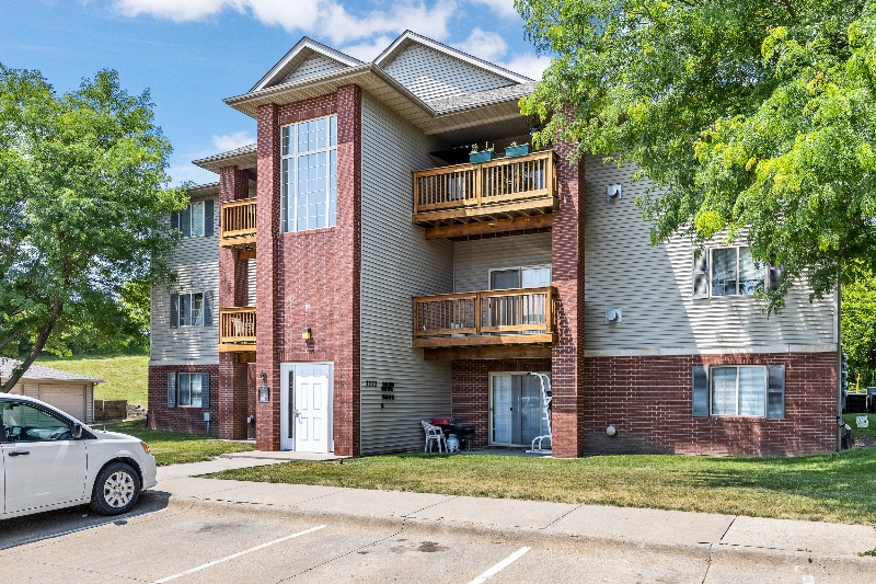 Photo inspiration: Picture Idea: Newly Remodeled And Furnished Condo Near Hospitals And University