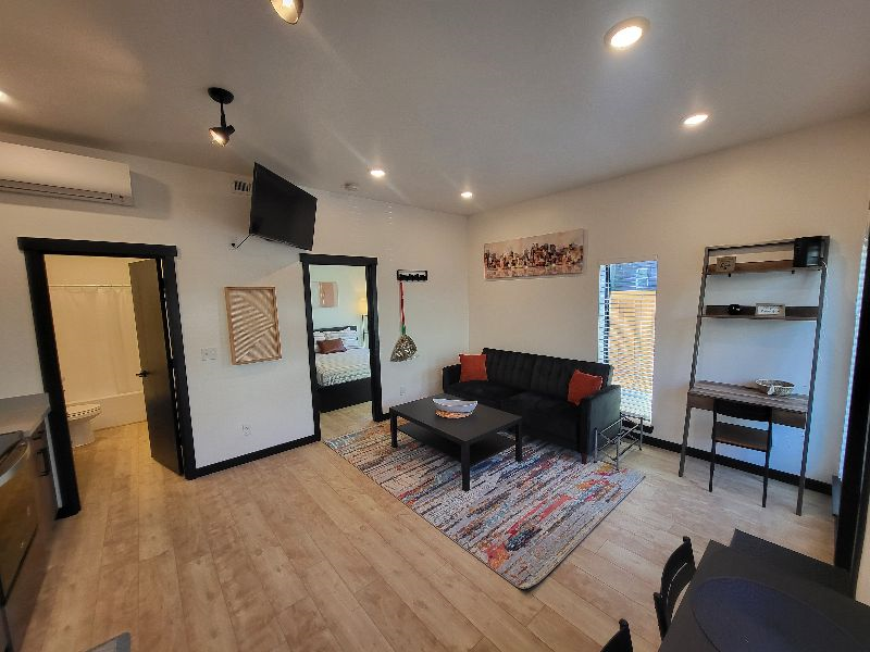 Mini Modern Lifestyle ( Unit A)