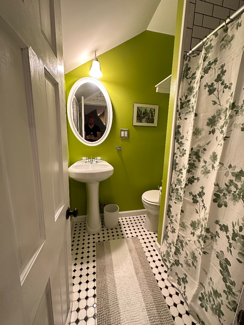 Great 1 Bed Cottage - Great Neighborhood - You will not find another property like this one - Photo 9