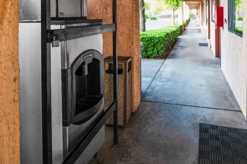 Our friendly staff welcomes you to Hospitality Inn in San Bernardino, California. As our name suggests, guests of our hotel can expect... - Photo 2