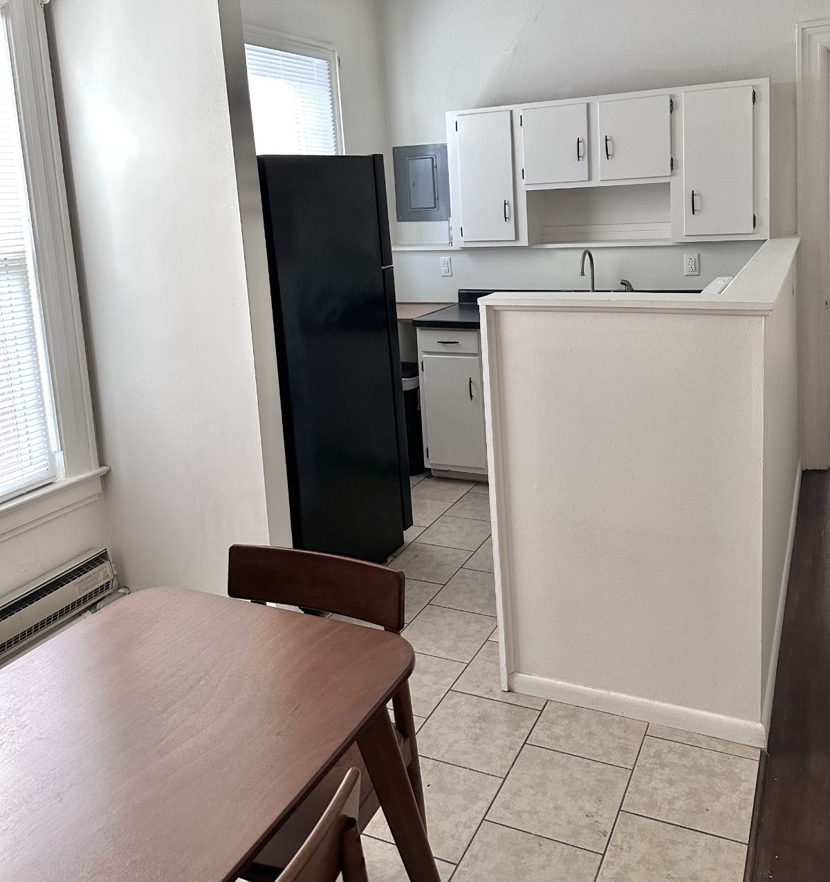 RITTER PARK - 1 BR , Nicely Decorated, Hamill Apts - Photo 11