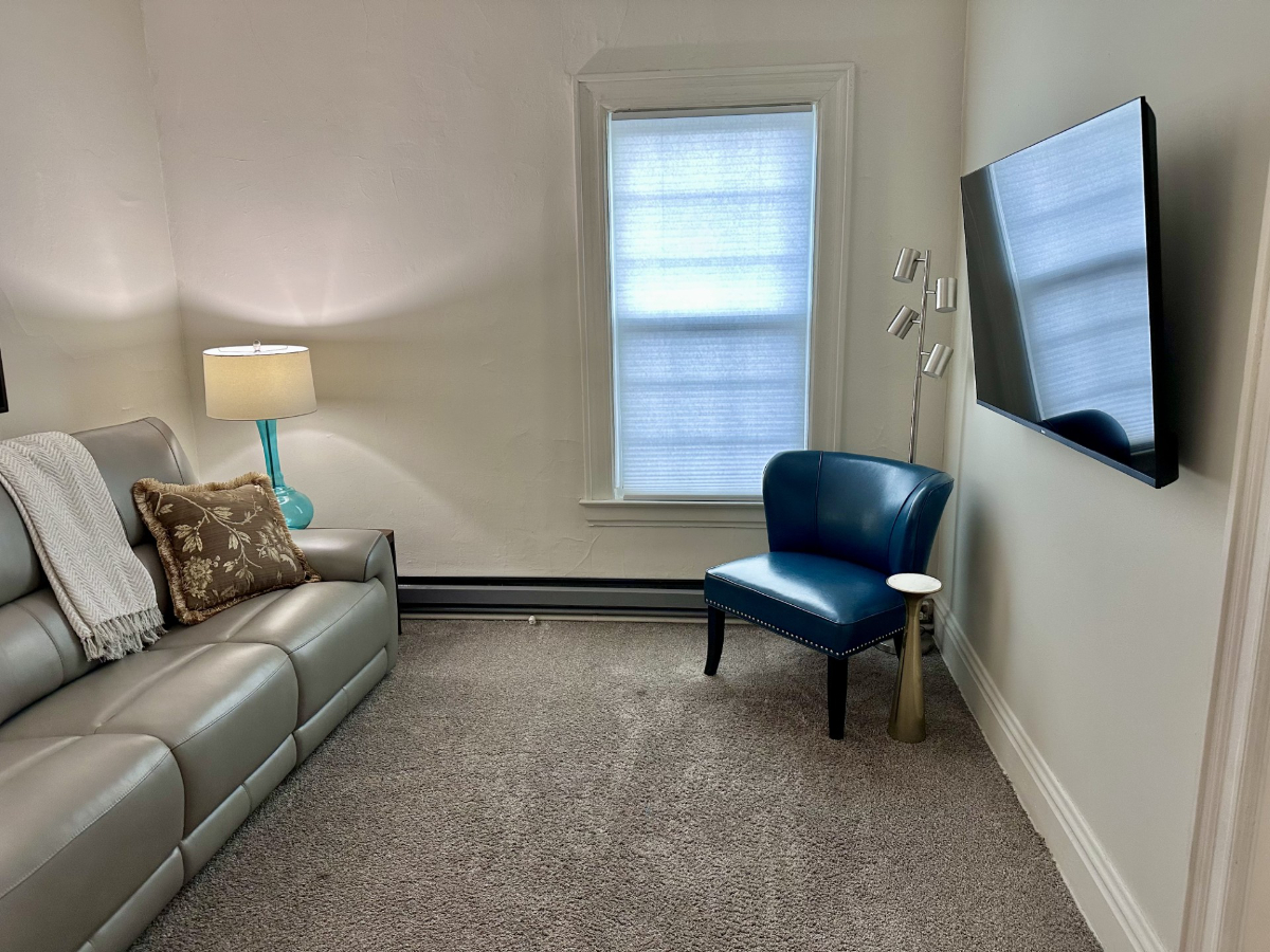 RITTER PARK - 1 BR , Nicely Decorated, Hamill Apts - Photo 4