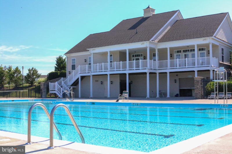 Upscale quiet and safe home - Photo 1