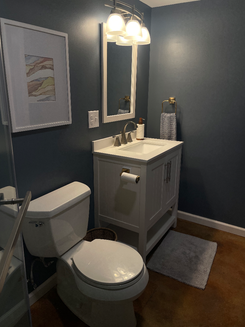 Full apartment, 1-bed/1-bath, 5 Mins from UVMMC, off street parking - Photo 5
