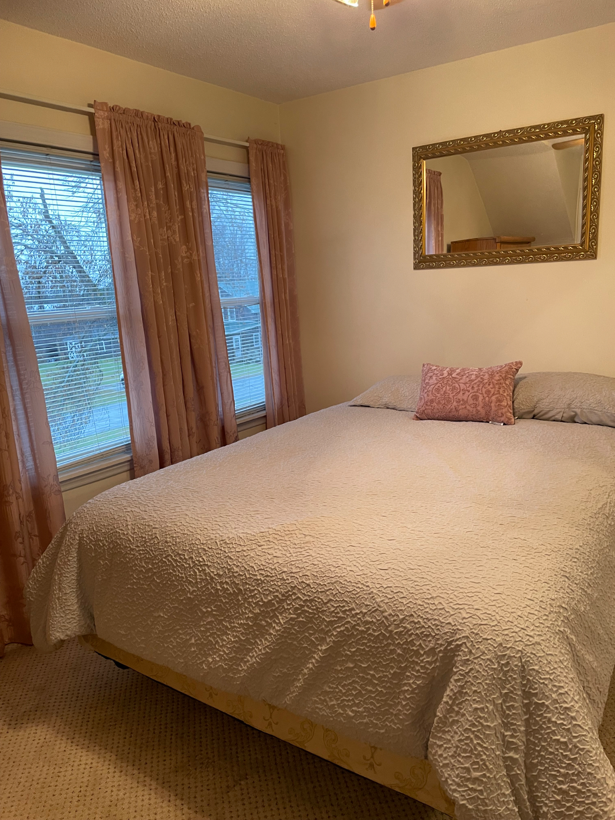 Townhome Located on Quiet Street in Mineville - Photo 12