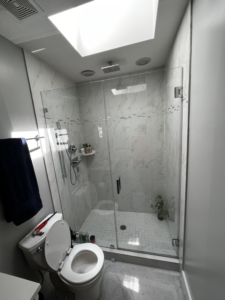 Young Professional Modern Housing in Capital Hill - Photo 11