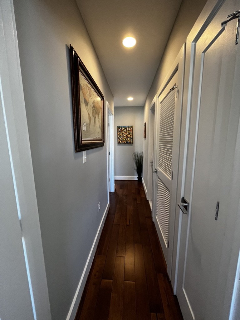Young Professional Modern Housing in Capital Hill - Photo 8