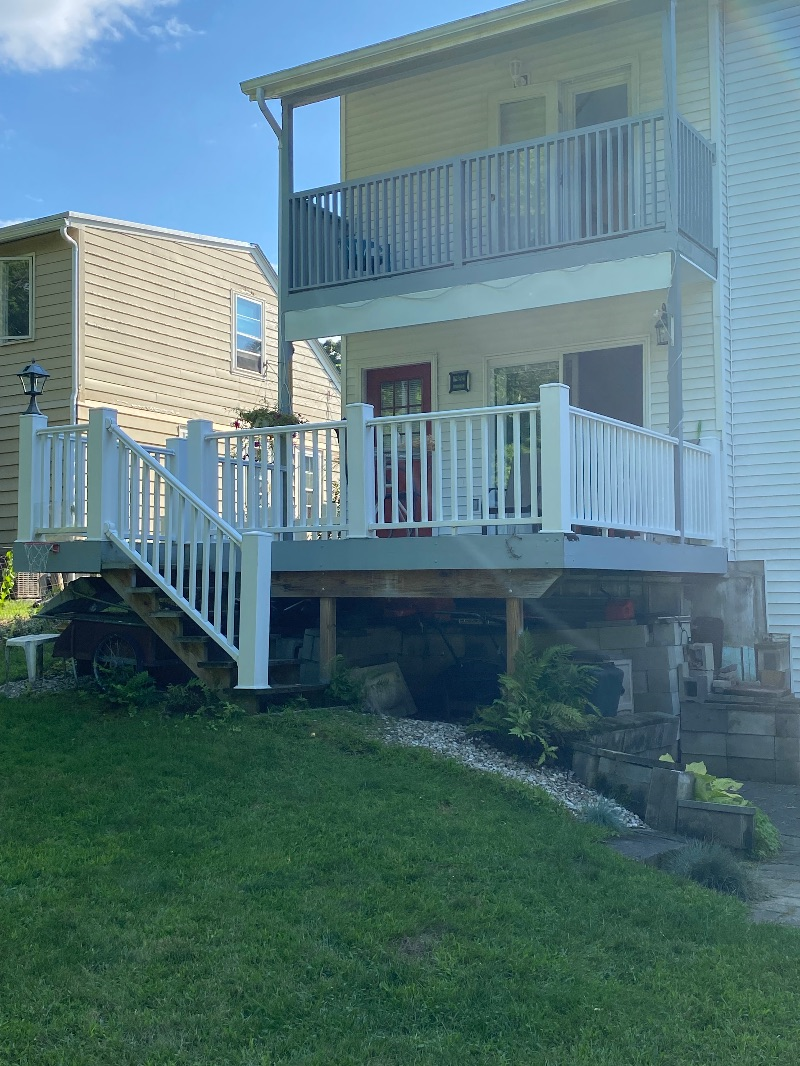 Available 11/1-6/1/27 Beautiful Furnished 3-Bedroom, 2-Bath Home in Essex Junction Village Available - Photo 7