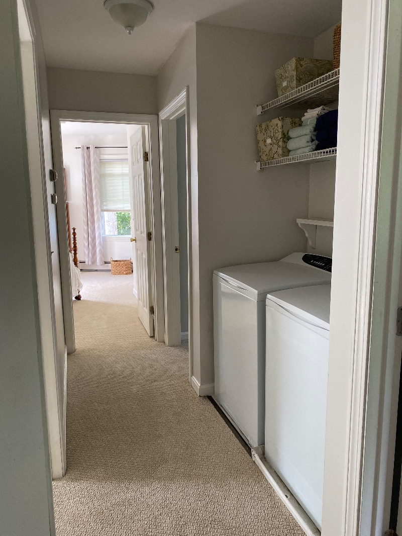 Available 11/1-6/1/27 Beautiful Furnished 3-Bedroom, 2-Bath Home in Essex Junction Village Available - Photo 12