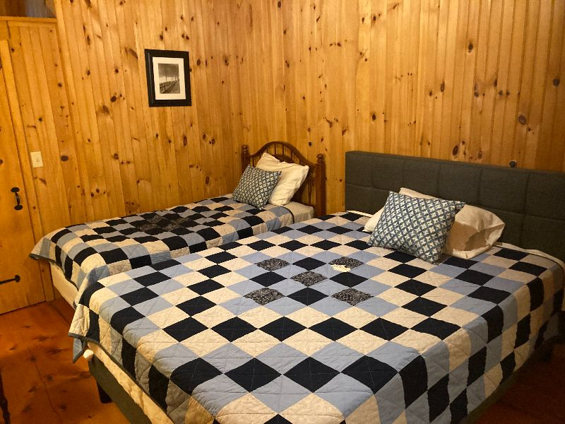 Charming 2-Bedroom Home in Fairlee, VT - Scenic lake views, spacious living areas, and a convenient  - Photo 8