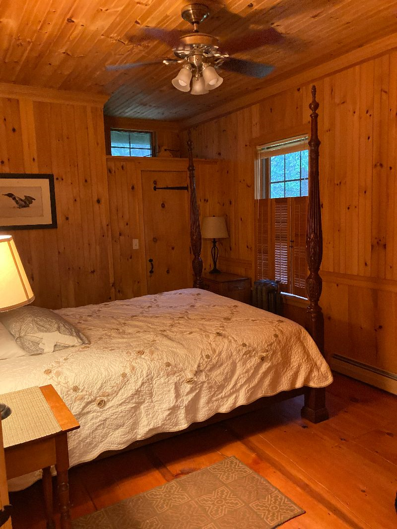 Charming 2-Bedroom Home in Fairlee, VT - Scenic lake views, spacious living areas, and a convenient  - Photo 9