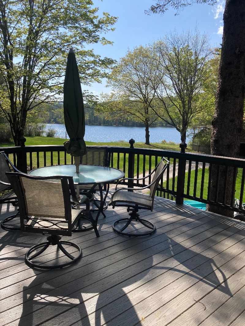 Charming 2-Bedroom Home in Fairlee, VT - Scenic lake views, spacious living areas, and a convenient - Photo 1
