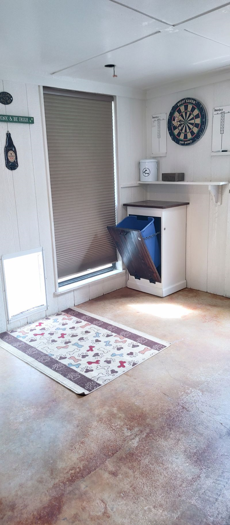 Updated 3 Bedroom, close to Medical Center, Shopping, Dining and More!! - Photo 12