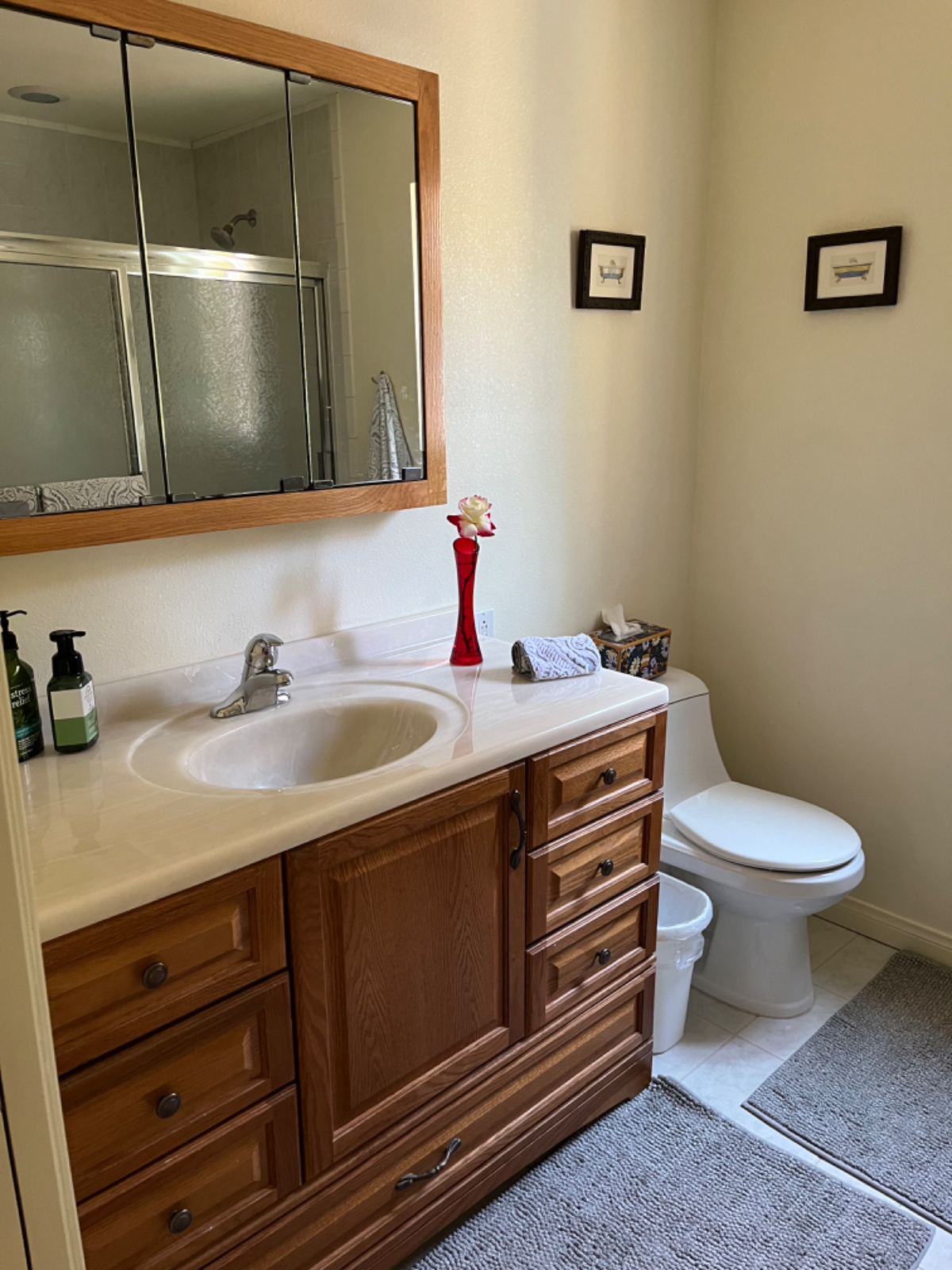 Quiet/clean home over looking canyon easy access to hospitals and local beaches with in 4 miles. - Photo 4