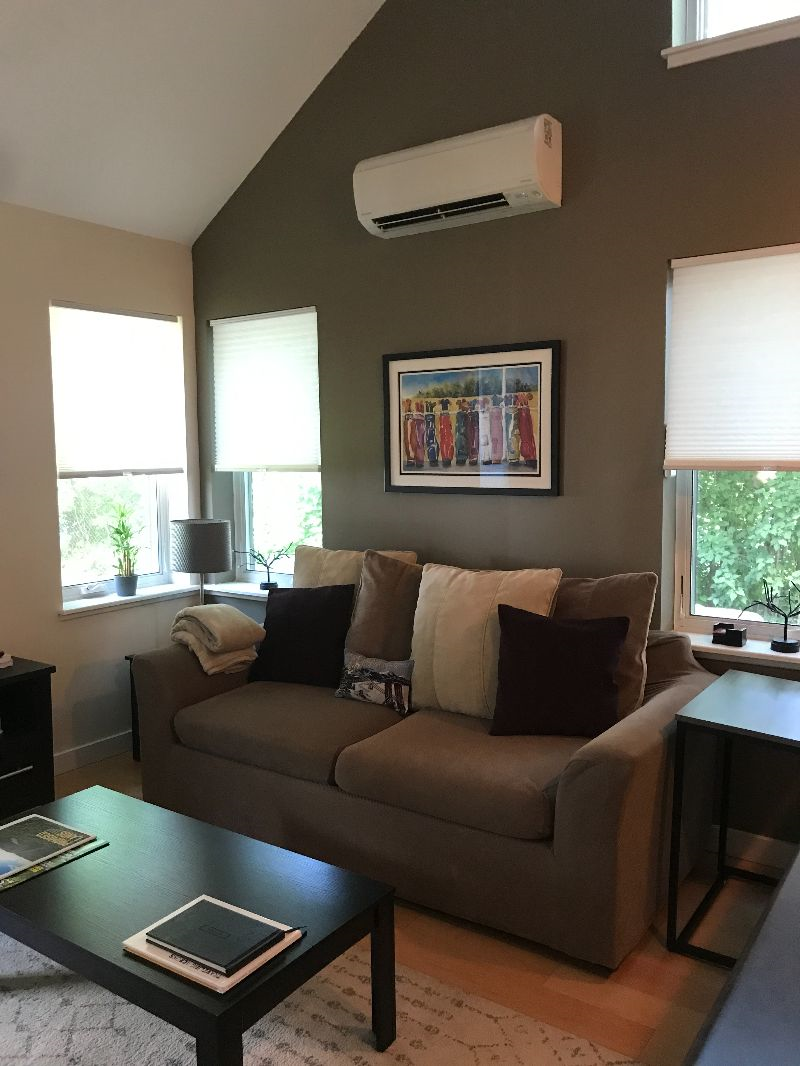 Private Guest Apartment in So Burlington Close to UVM Medical Center (Short and Mid Term Rental) - Photo 2