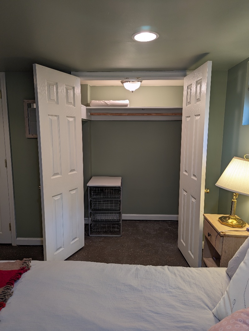 Cute Home-Away-From-Home in Historic Neighborhood near metro and 5 hospitals - Photo 4