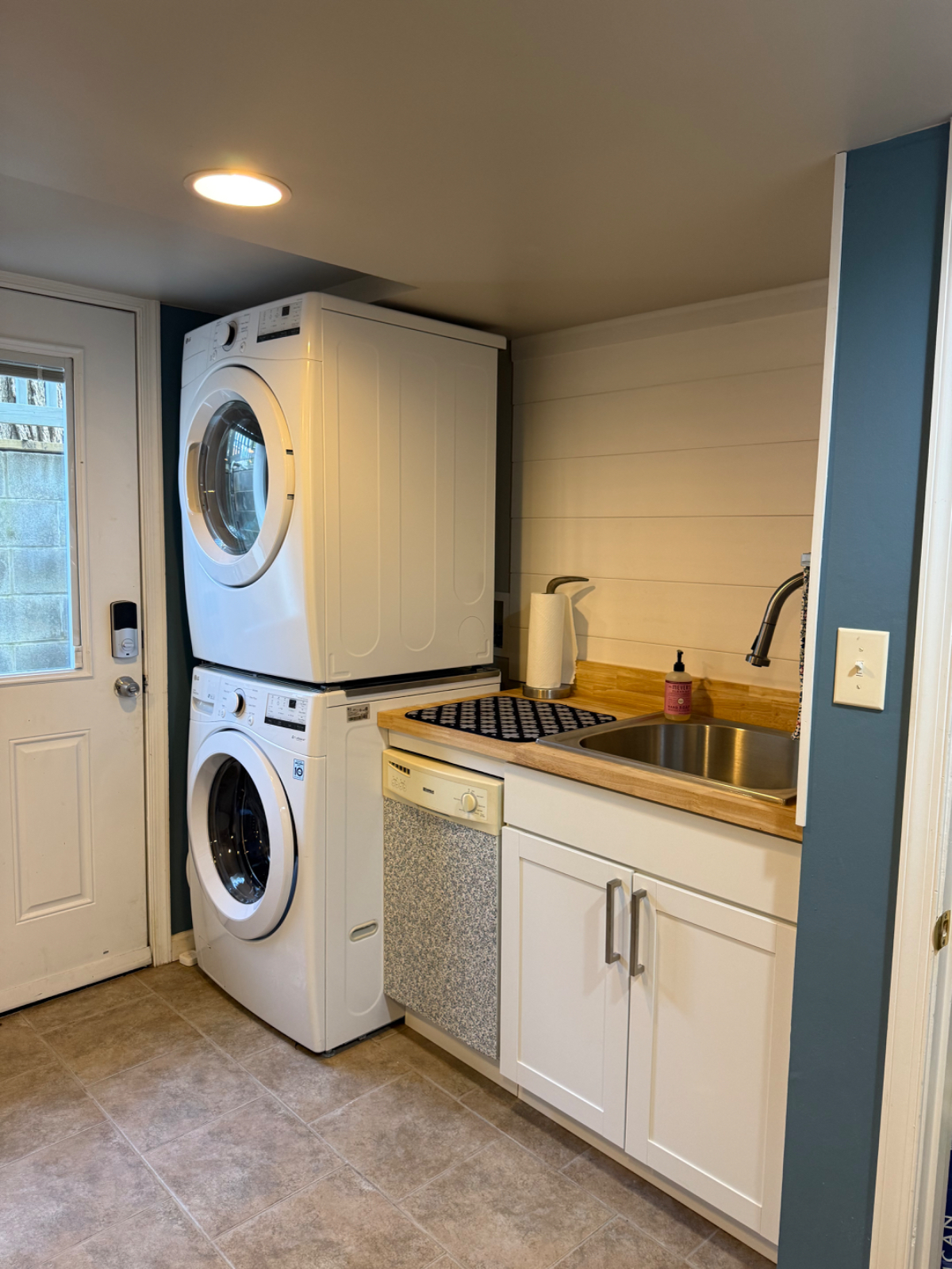 Cute Home-Away-From-Home in Historic Neighborhood near metro and 5 hospitals - Photo 9