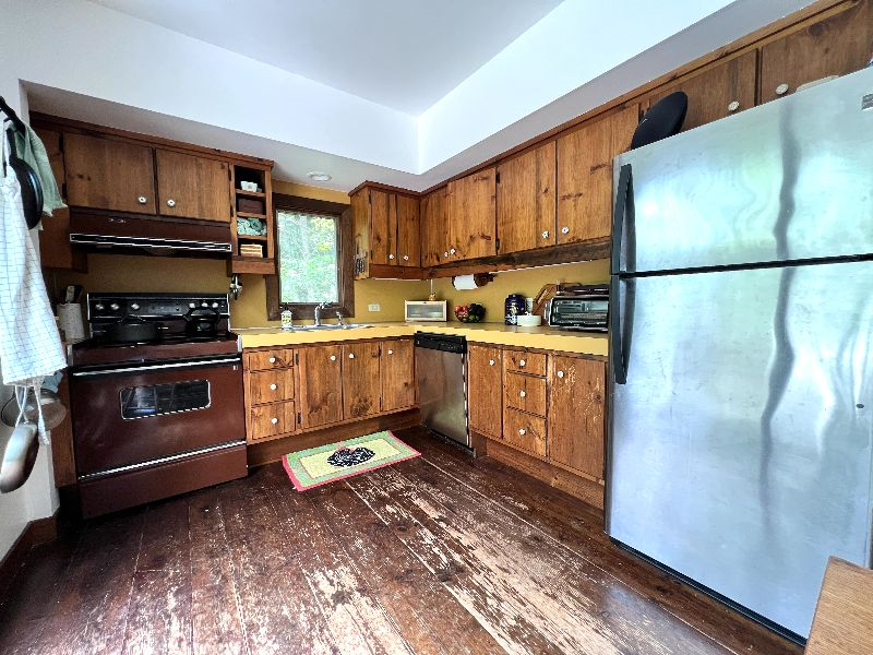 Gorgeous MCM 3bed/2bath Furnished Home For Rent - Photo 7