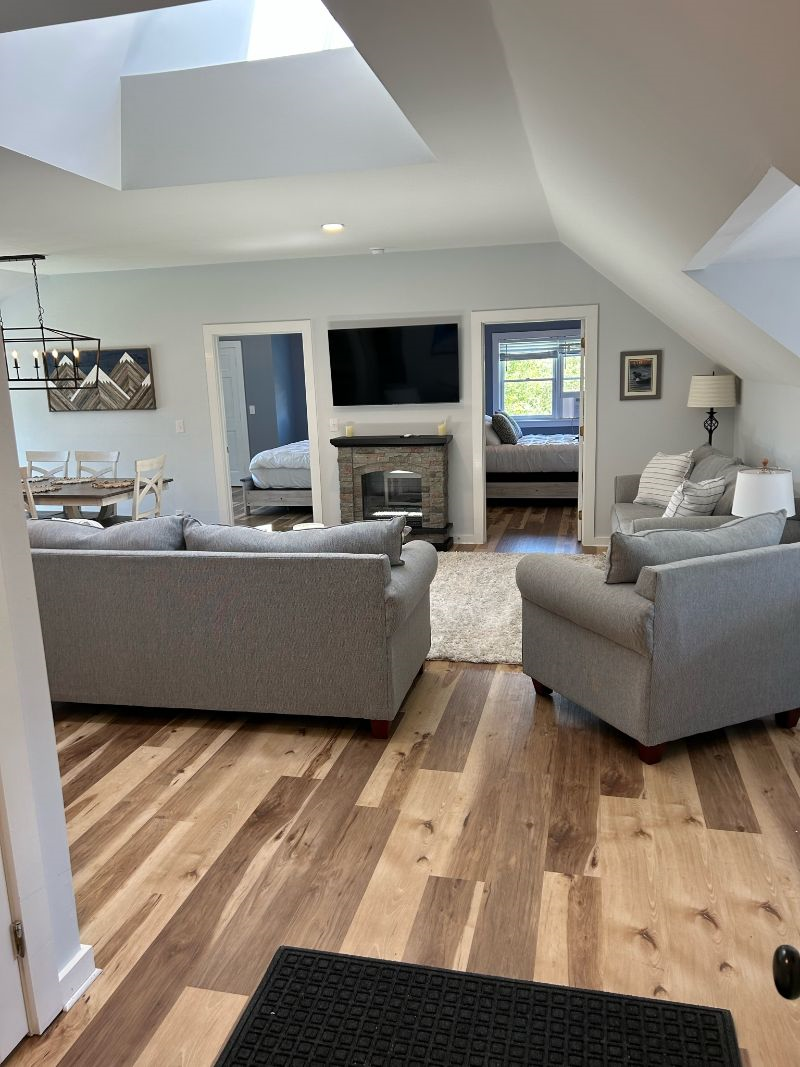 Bethel Spruce Apartment