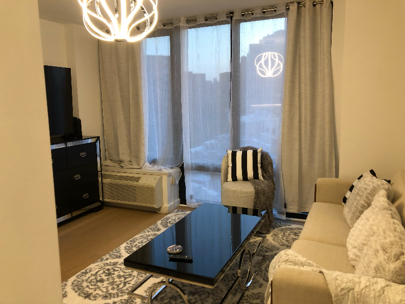 Stunning modern 1 bedroom - Photo 3