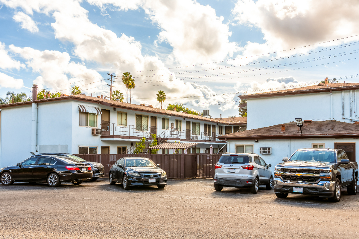 UNIT 04 - The Sorrento Apartments - Photo 4