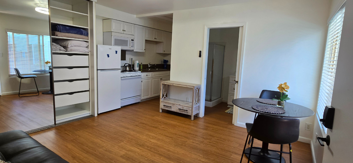 UNIT 04 - The Sorrento Apartments - Photo 6