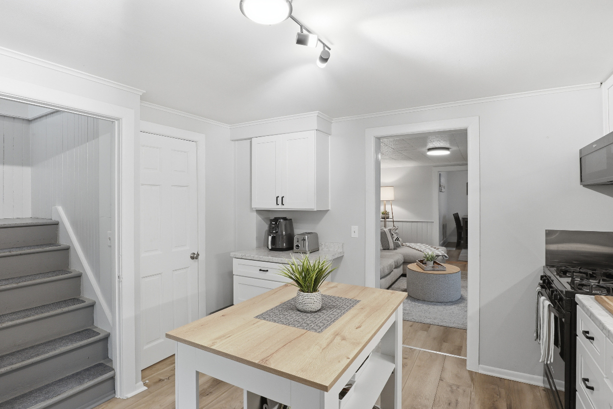Remodeled 1BD W/Office - Near Strong,... - Photo 8