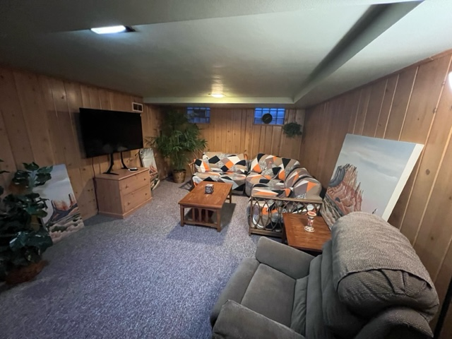 Centrally Located One Bedroom. - Photo 4