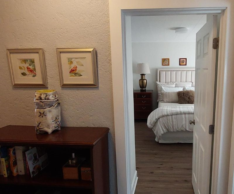 Downtown 2 BR Suite - Unit 202 - Photo 2