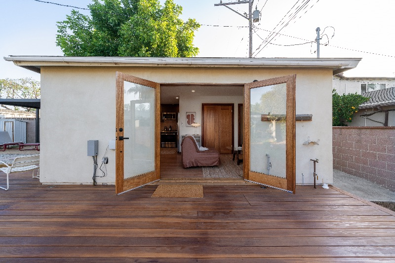 Private Bungalow - Photo 2