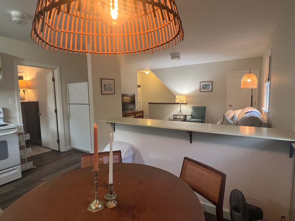 Morrisville Vt  Lovely recently renovated 2 bedroom  apartment - Photo 9