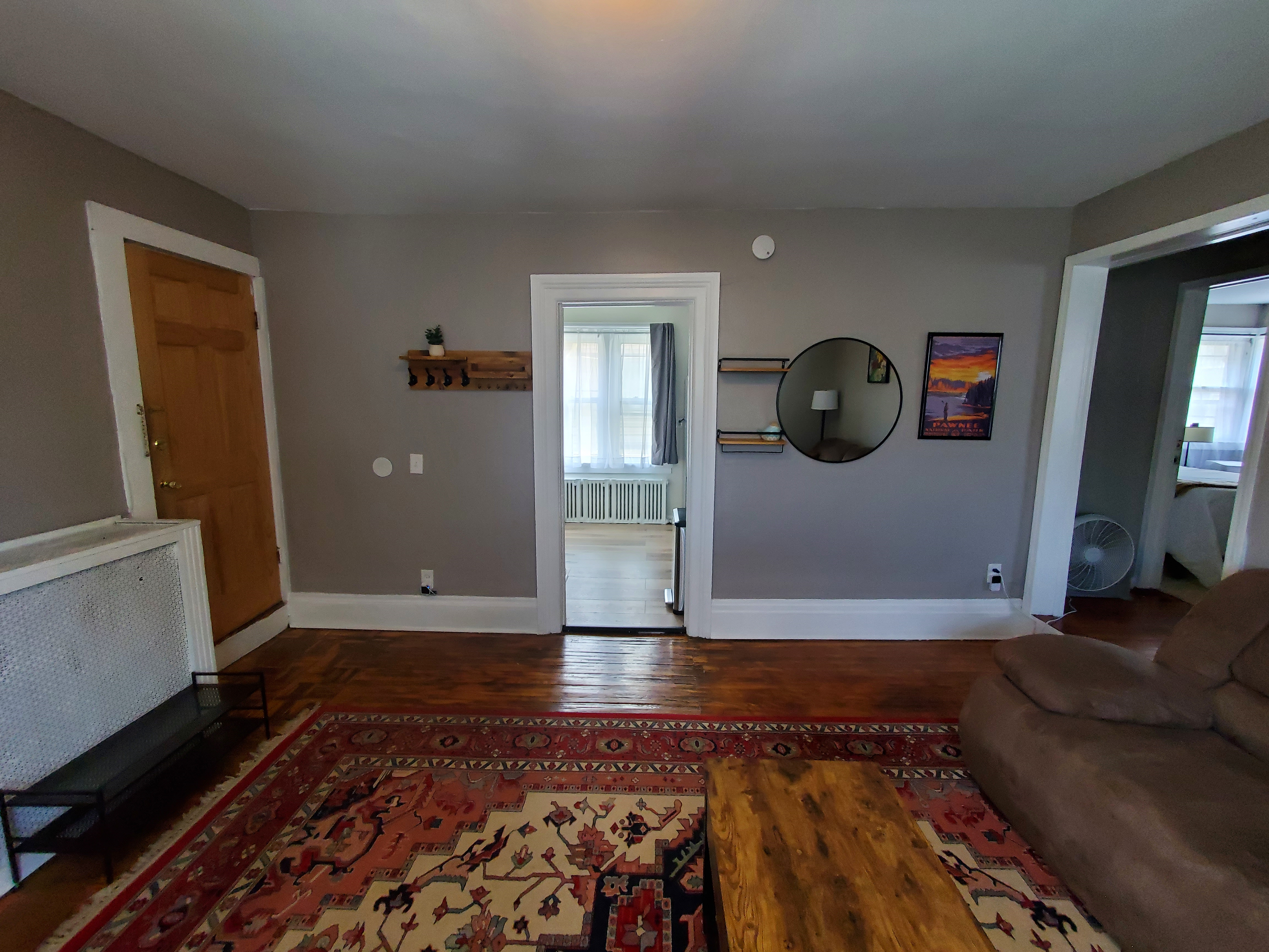Cozy Apartment in Excellent Downtown Area - Photo 6