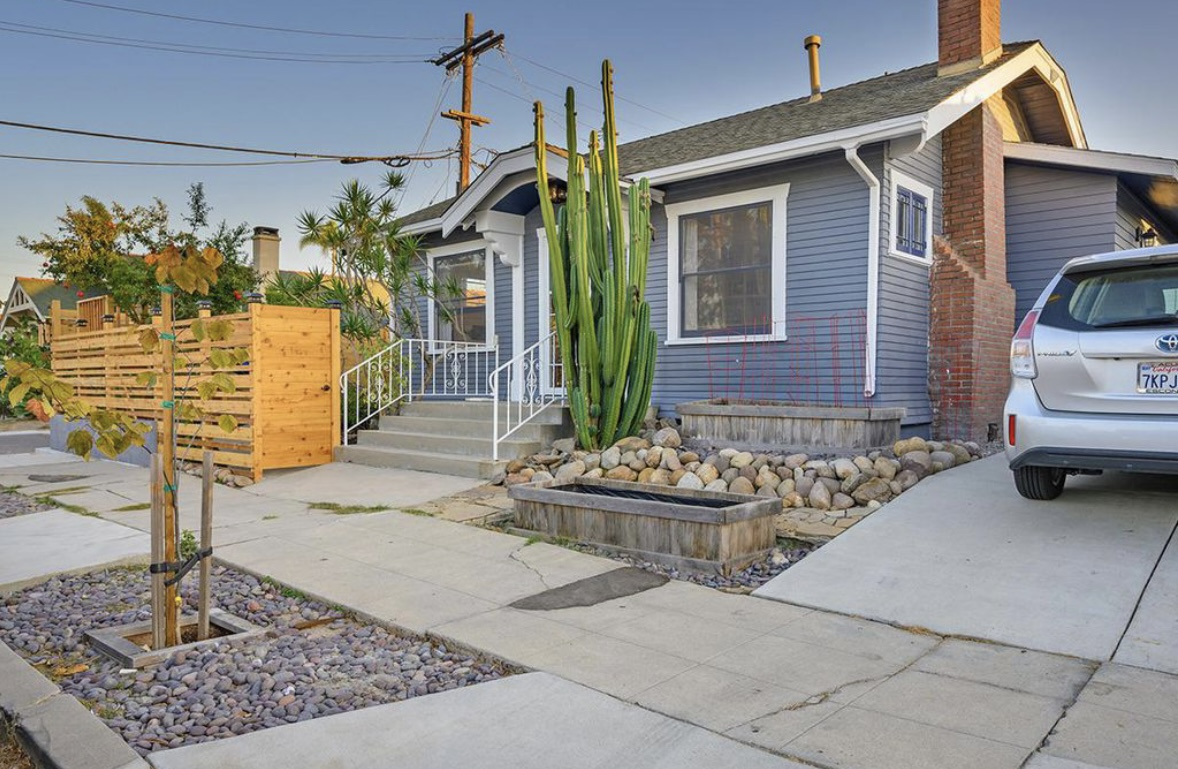 Quiet Craftsman / Fast Wi-Fi / Walk to Everything - Photo 2