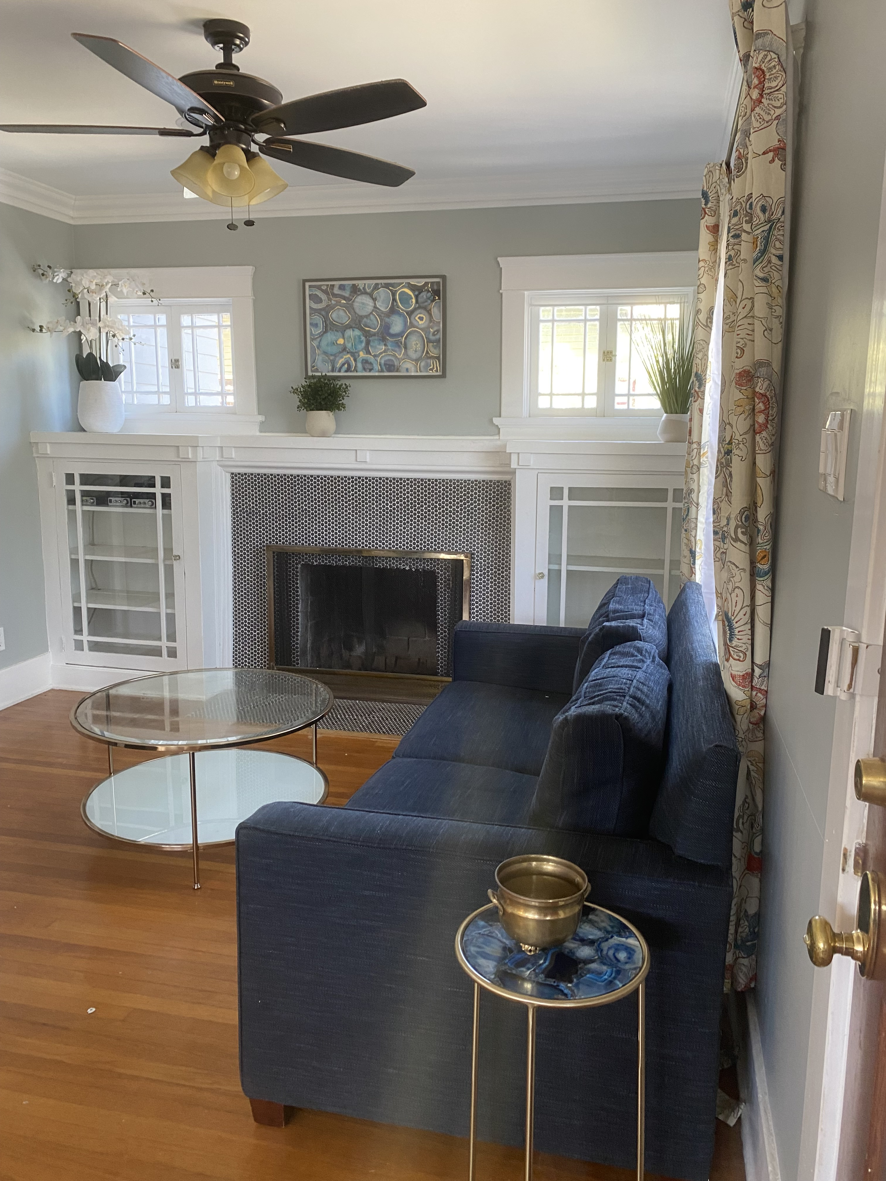 Quiet Craftsman / Fast Wi-Fi / Walk to Everything - Photo 4