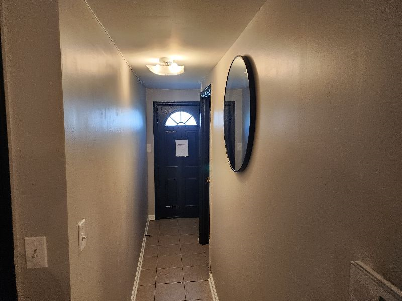 Beautiful two bedroom. With Wash and Fold services included Free - Photo 2