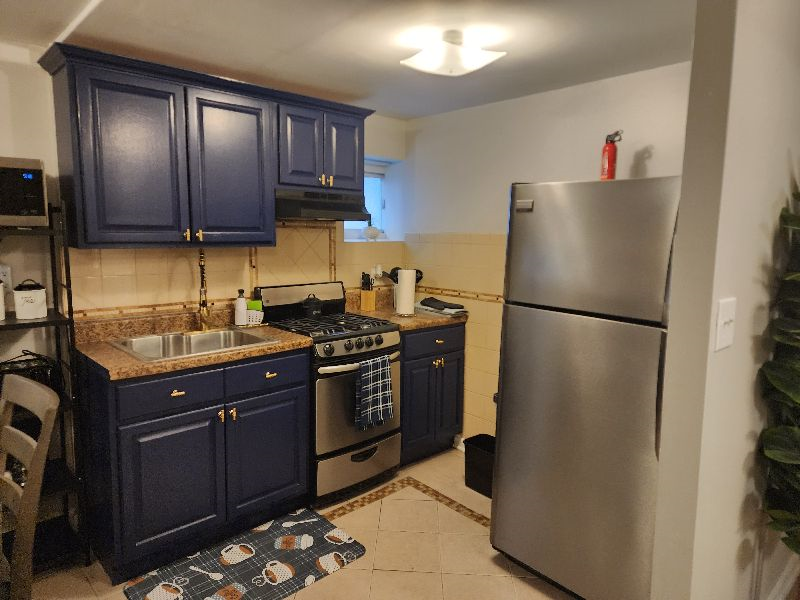 Beautiful two bedroom. With Wash and Fold services included Free - Photo 12