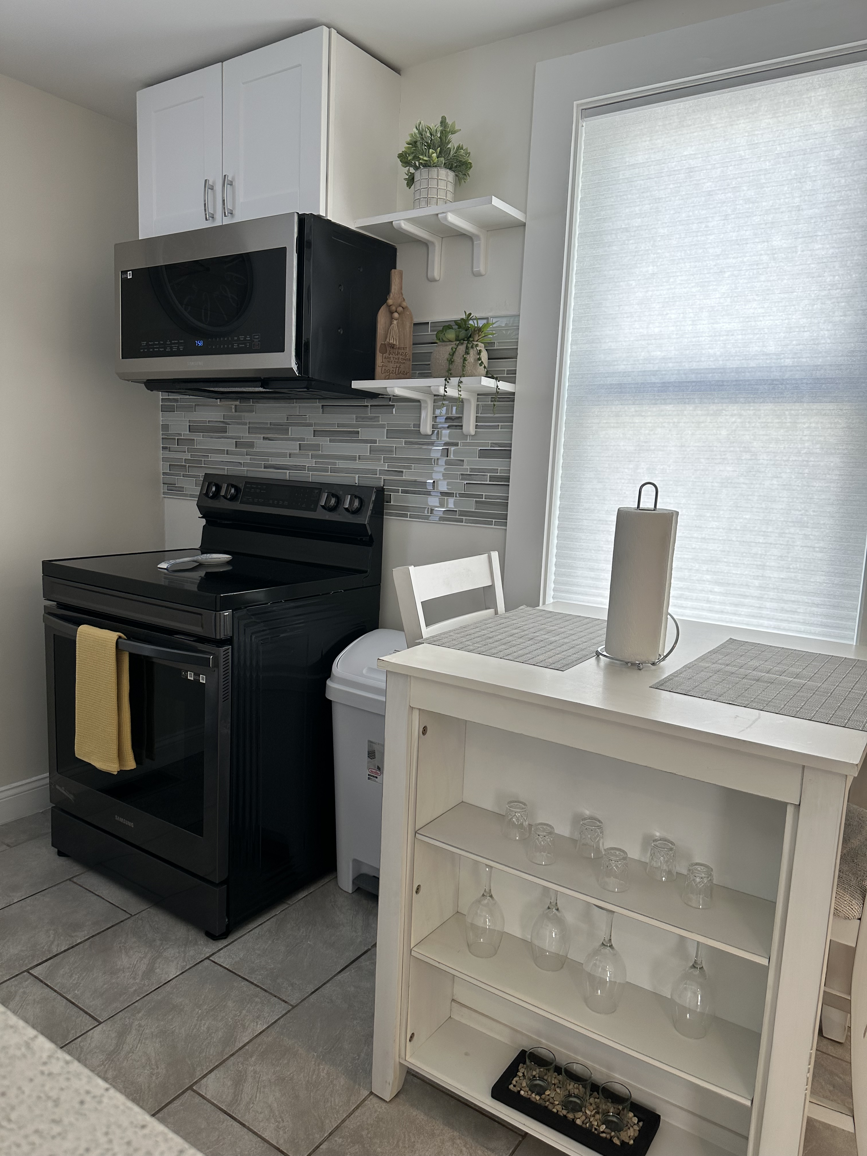 BRAND NEW 1 BDRM APT/PRIVATE PARKING/ BEACH IS ACROSS THE STREET - Photo 7