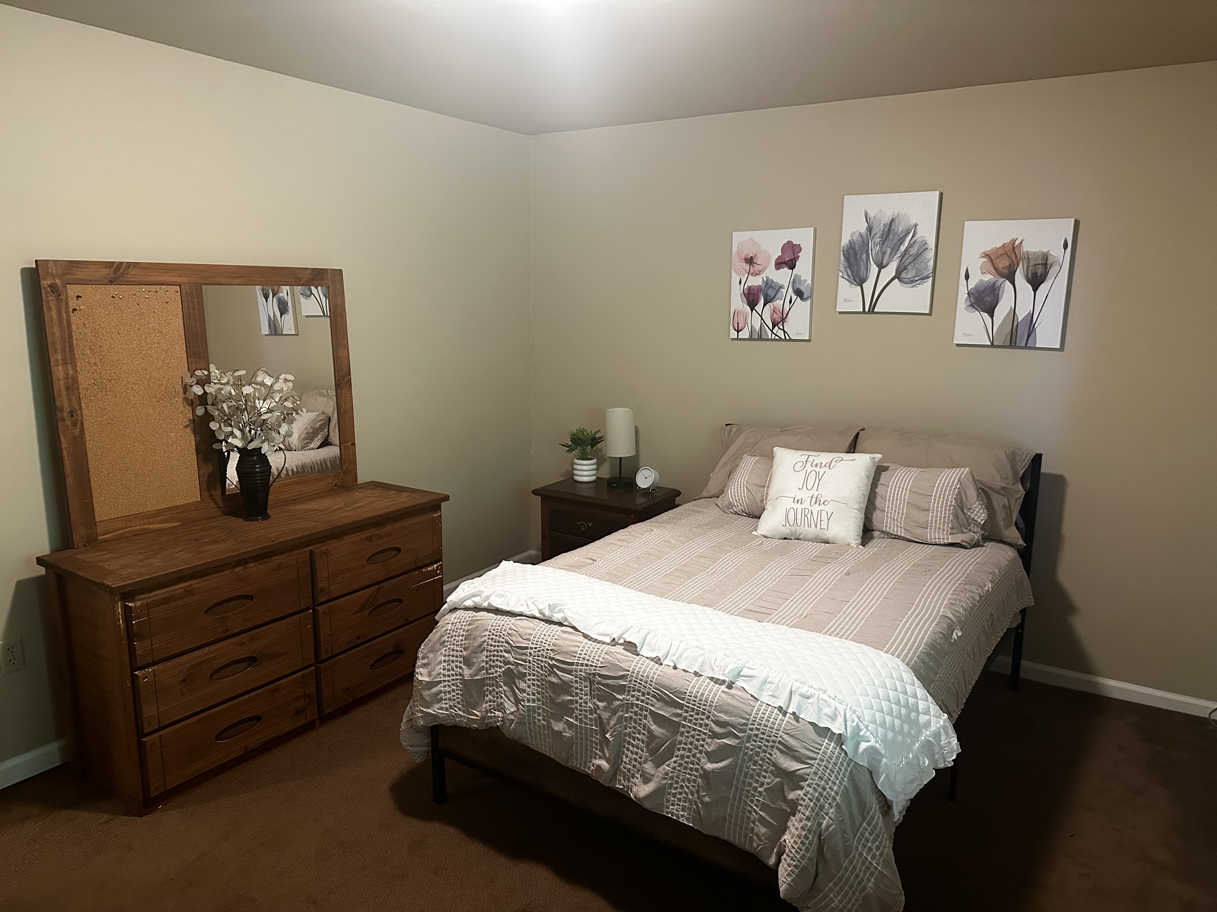 Room available in a two bedroom apartment - Photo 6
