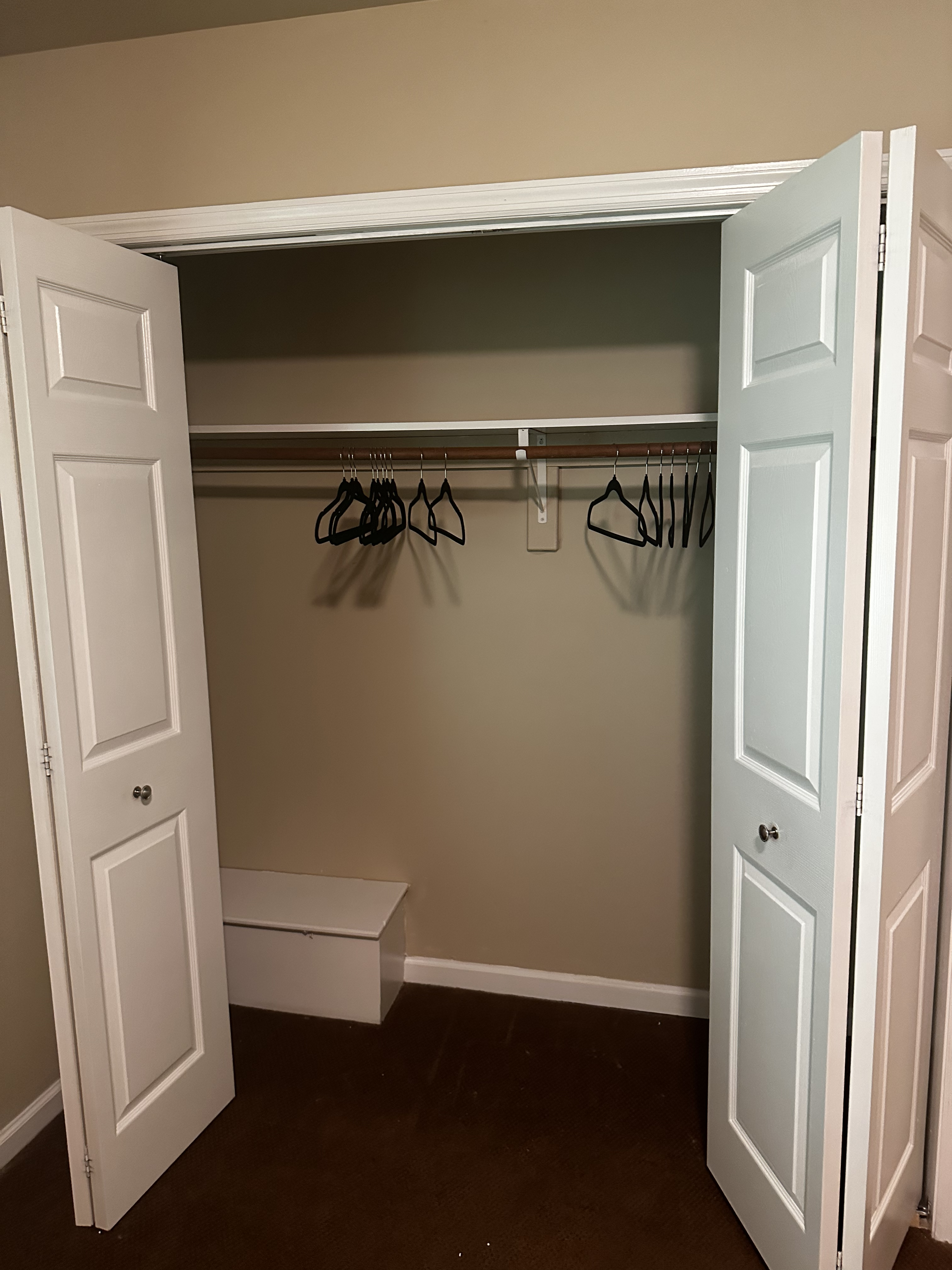 Room available in a two bedroom apartment - Photo 7