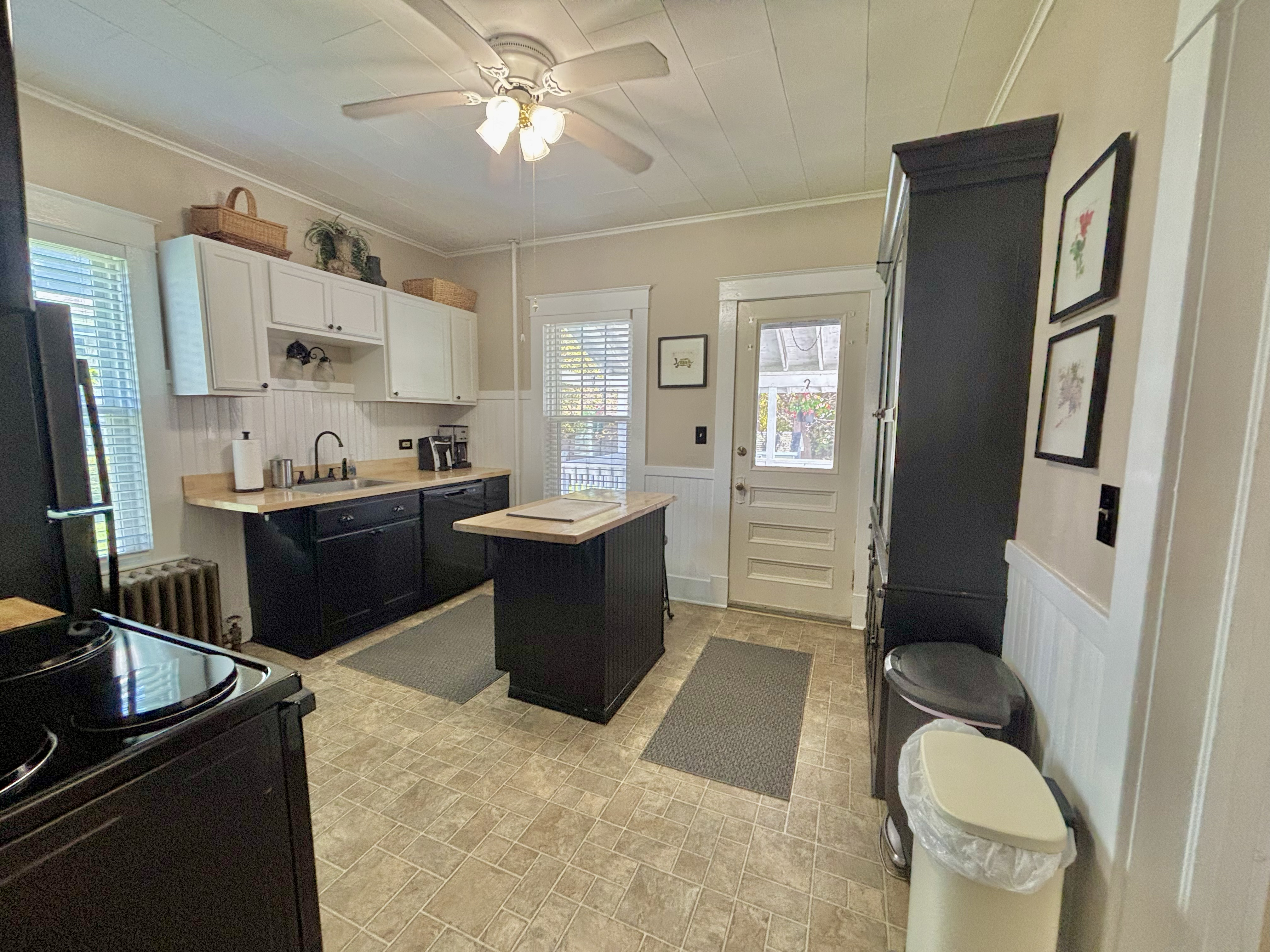 2000sf Townhome Close to RRMC & Killington - Photo 8