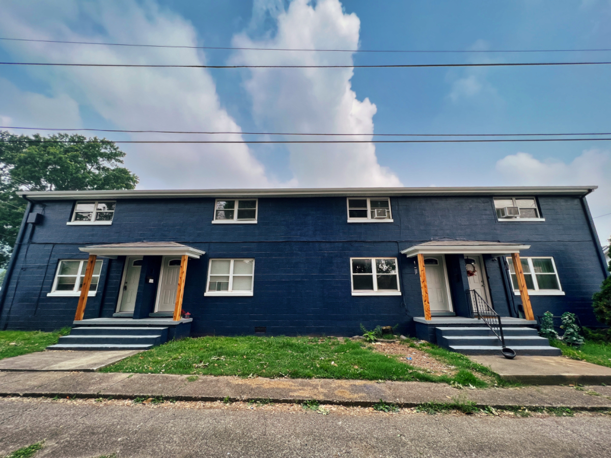 Cozy remodeled 2 Bedroom apartment in a quiet neighborhood - Photo 7