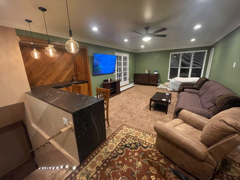 Big newly renovated house with rooms for rent in quiet safe area - Photo 6