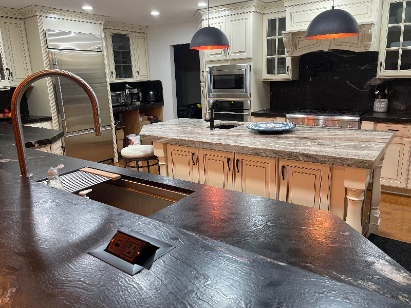 Big newly renovated house with rooms for rent in quiet safe area - Photo 8