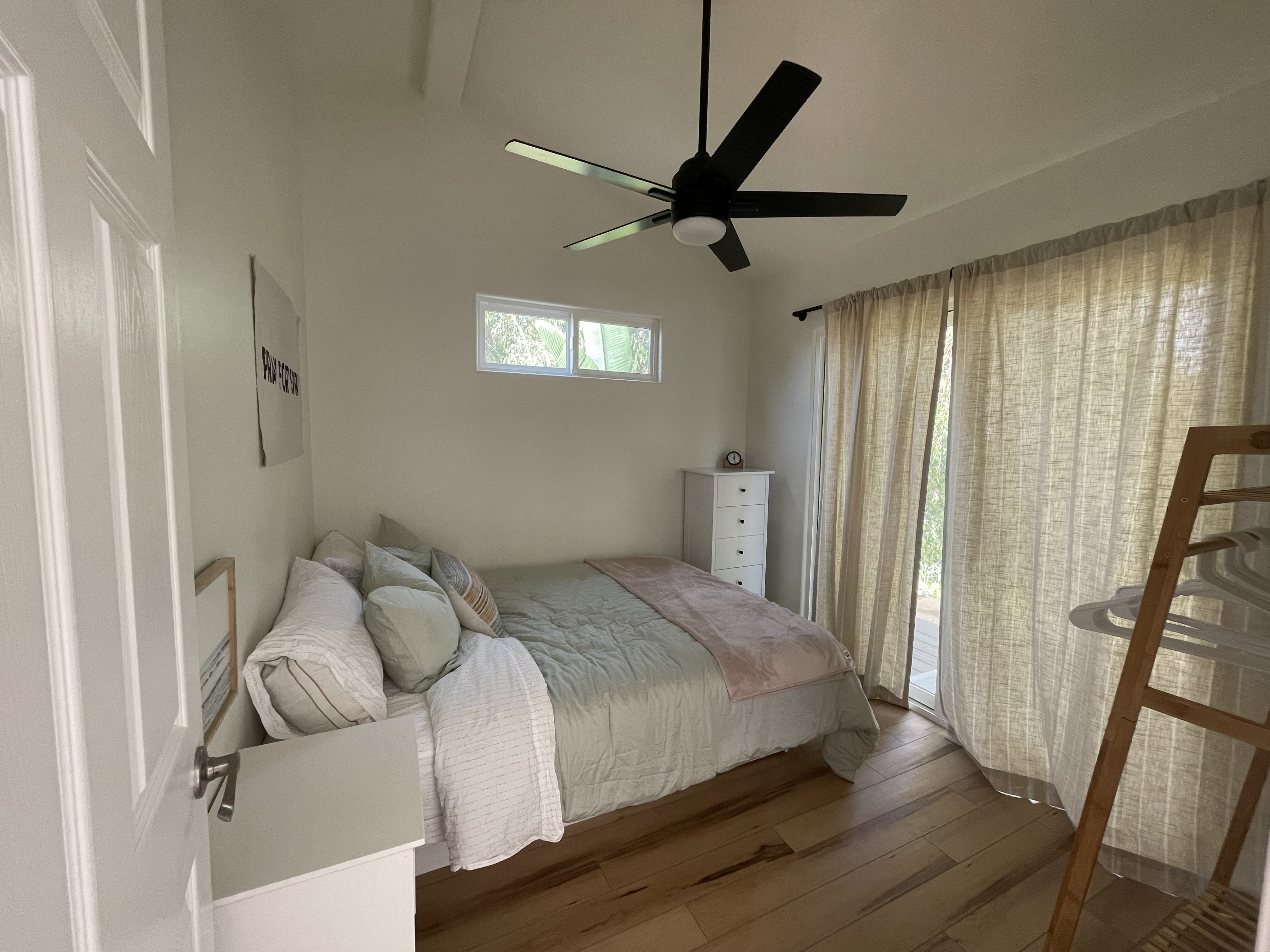 Private 1 Bedroom Surf Shack - Photo 3