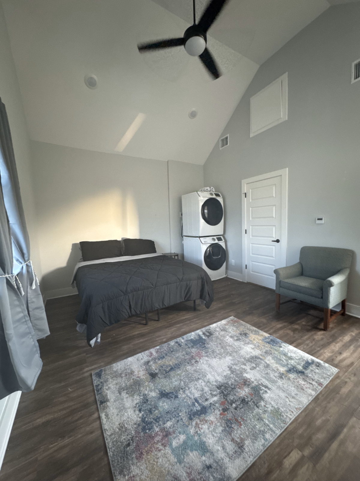 Austin-  Bennett Ave Rental - Photo 2