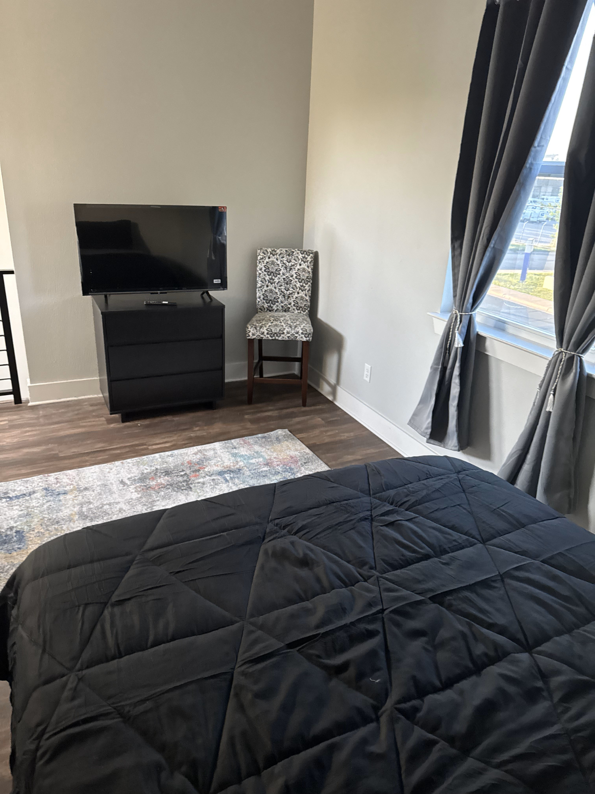 Austin-  Bennett Ave Rental - Photo 5