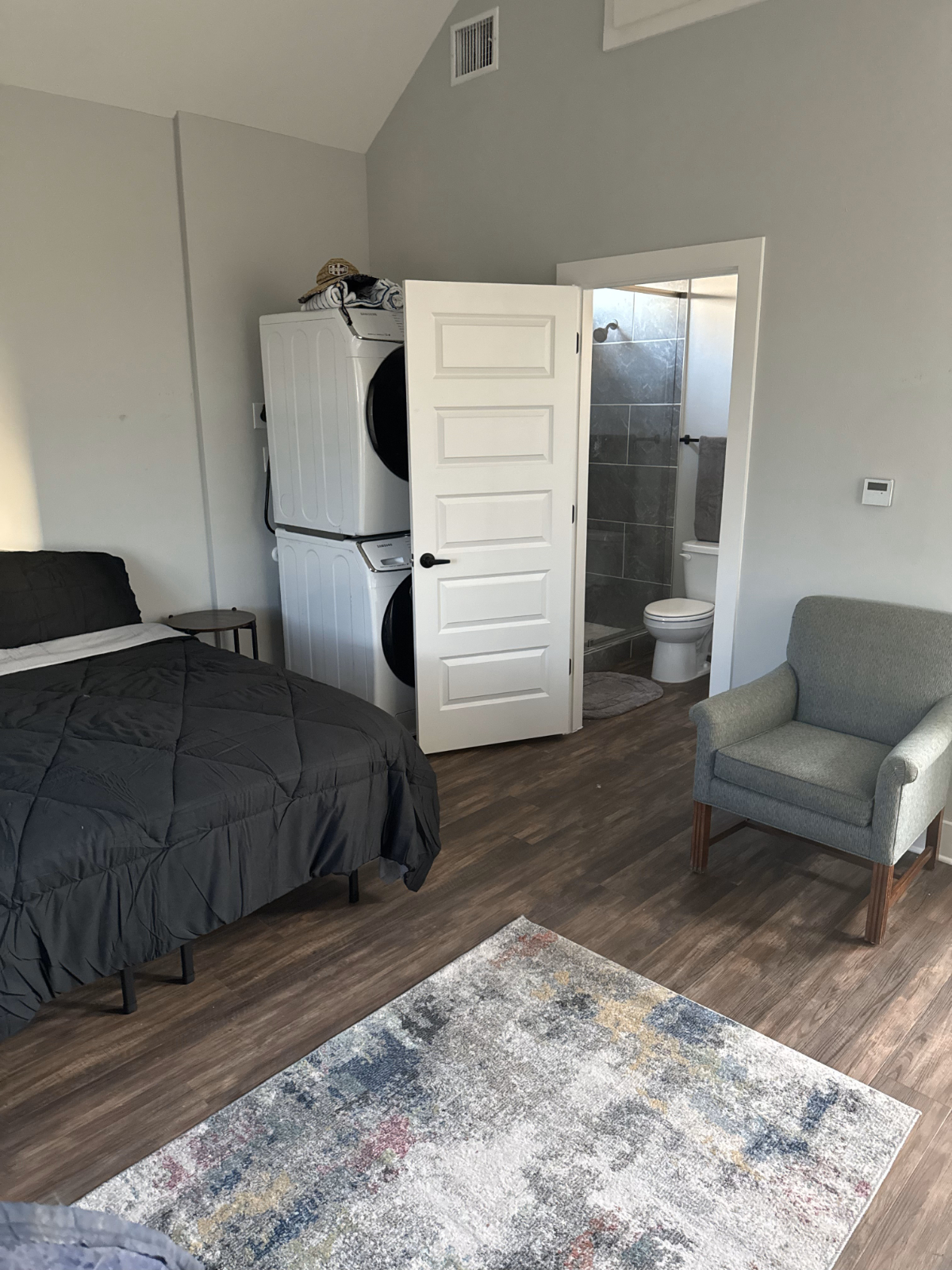 Austin-  Bennett Ave Rental - Photo 4
