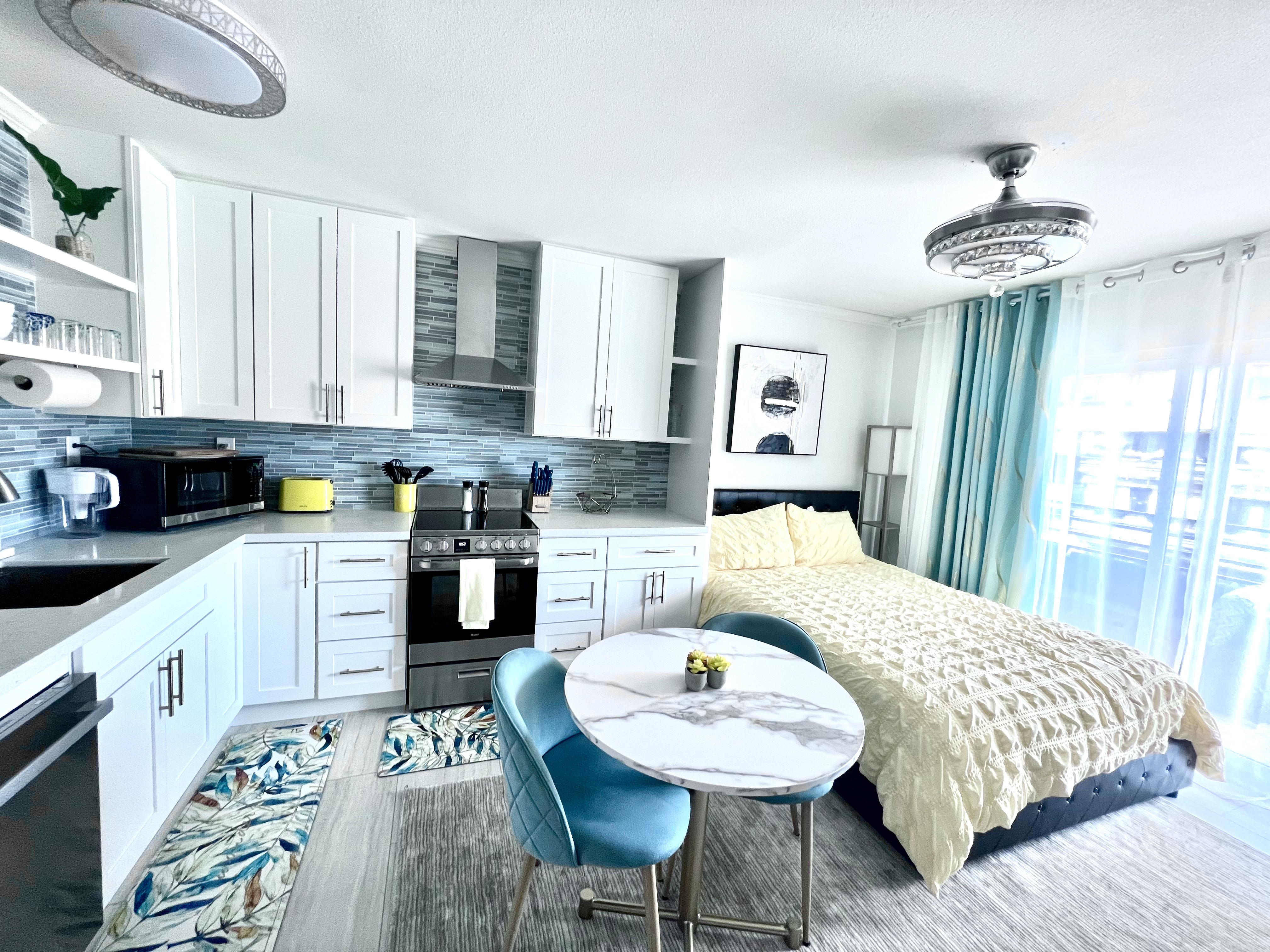 Steps from the ocean Newly remodeled, upgraded, resort like studio - Photo 6