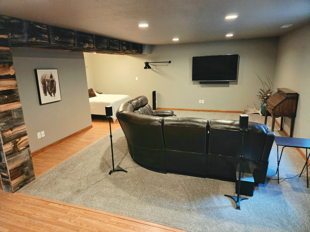 Large 4 BR Home - Great for Crew stays - Photo 11